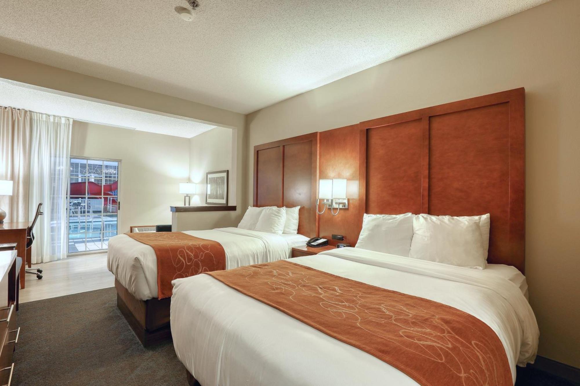 Comfort Suites Appleton Airport Buitenkant foto