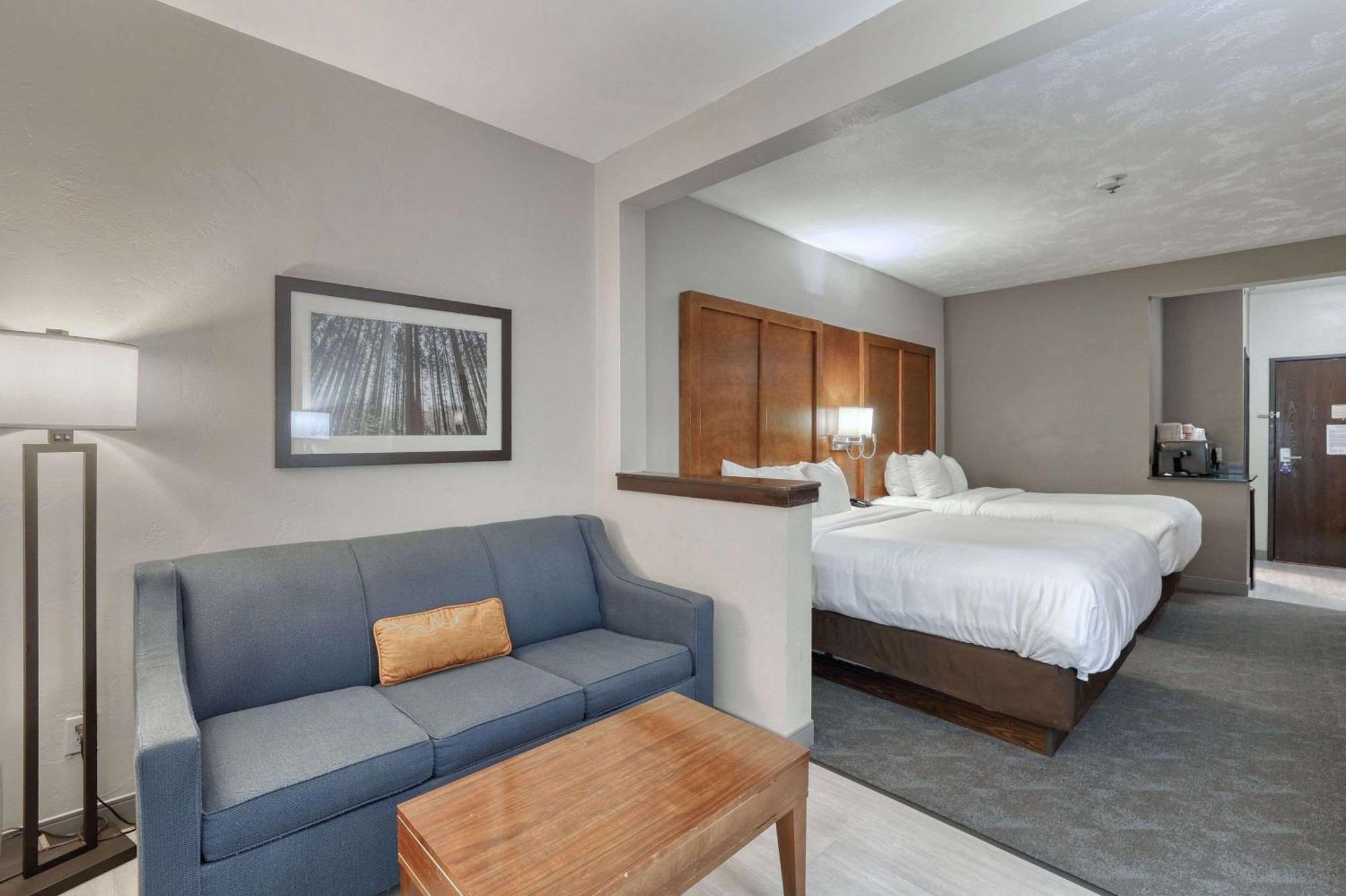 Comfort Suites Appleton Airport Buitenkant foto