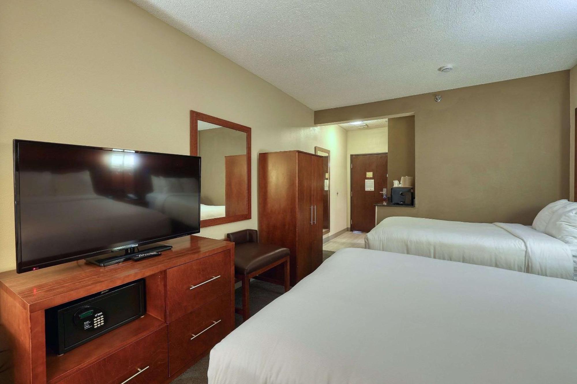 Comfort Suites Appleton Airport Buitenkant foto